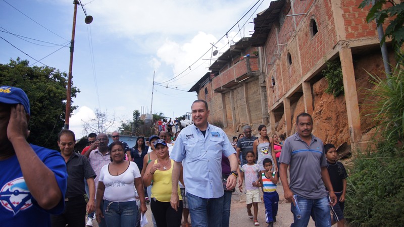 Richard Blanco manda a callar a Jorge Rodríguez y le asigna quehaceres en el Municipio Libertador