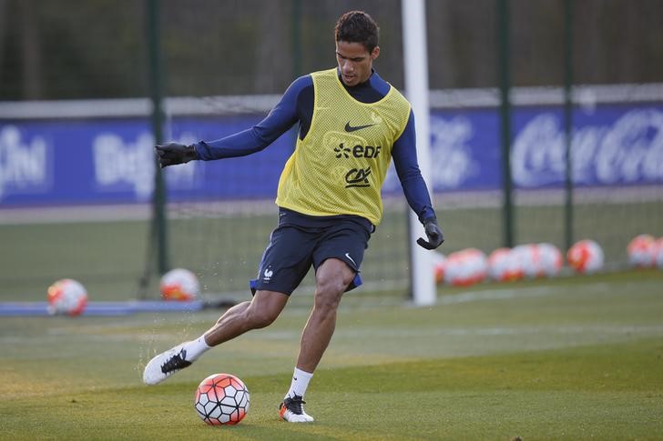 Varane se cae de la lista de Francia