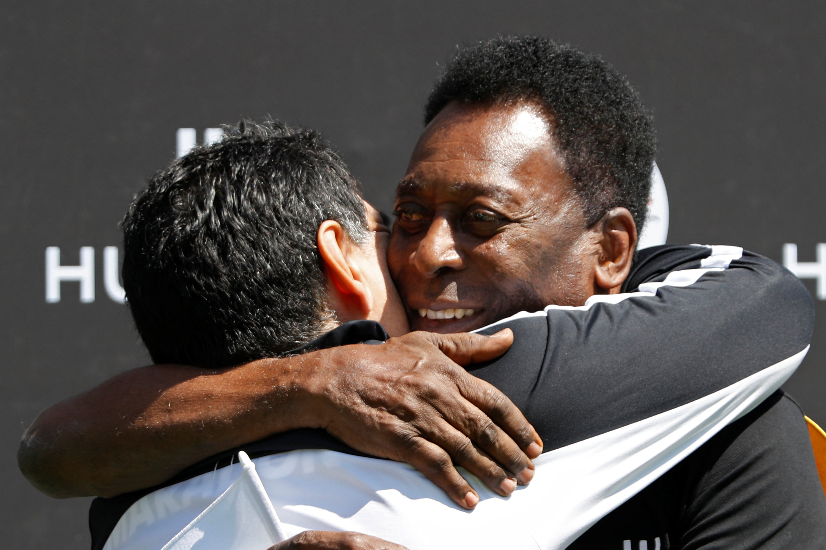 Maradona y Pelé lideran el “Dream Team” de todos los tiempos de France Football