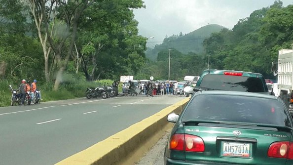 Paracotos protesta