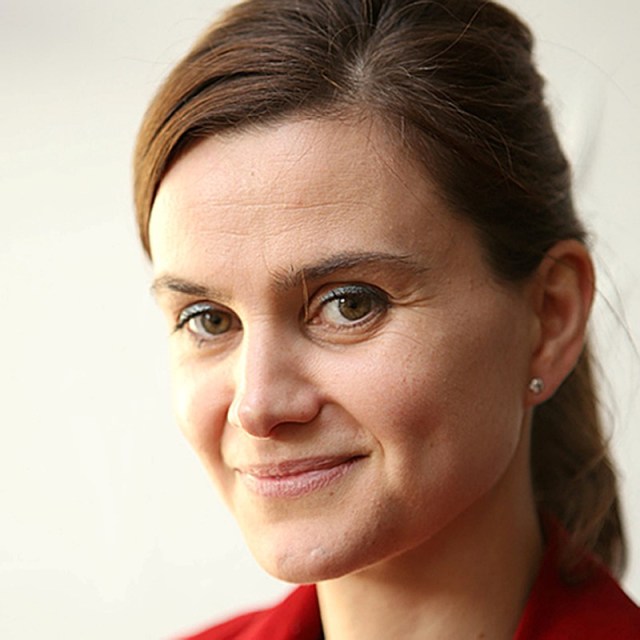 Foto sin fechar de la diputada del partido laborista británico Jo Cox. Imagen distribuida el 26 de junio de 2016. Una diputada británica recibió disparos y fue apuñalada el jueves en su circunscripción en el norte de Inglaterra, informó la cadena Channel 4 News. Press Association/ Handout via REUTERS. ATENCIÓN EDITORES: SOLO PARA USO EDITORIAL. NO PARA SU VENTA. IMAGEN DISTRIBUIDA POR UN TERCERO. DISTRIBUIDA POR REUTERS EXACTAMENTE COMO FUE RECIBIDA, COMO UN SERVICIO A SUS CLIENTES.