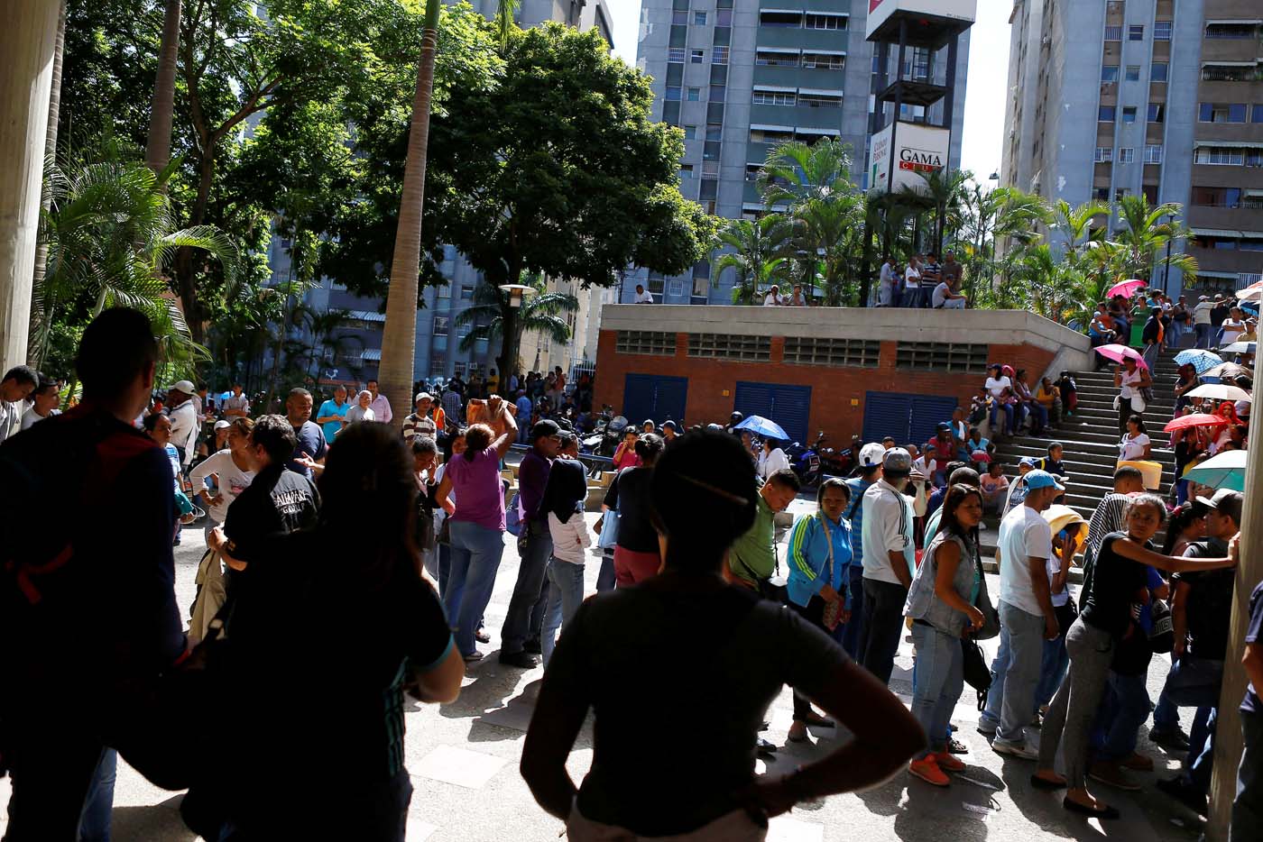 En menos de 24 horas hubo 20 protestas por comida