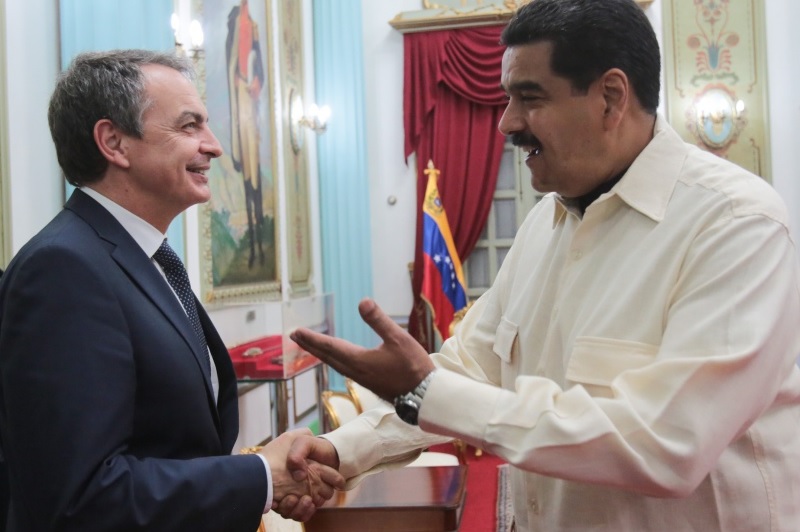 Zapatero y Maduro protagonizan “encerrona” en Miraflores tras congelamiento del diálogo
