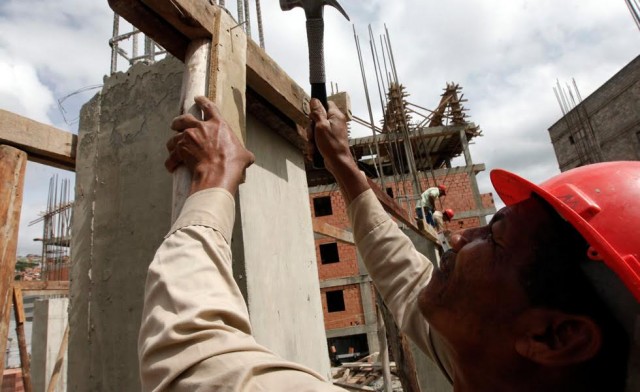 El sector construcción está asfixiado por la crisis
