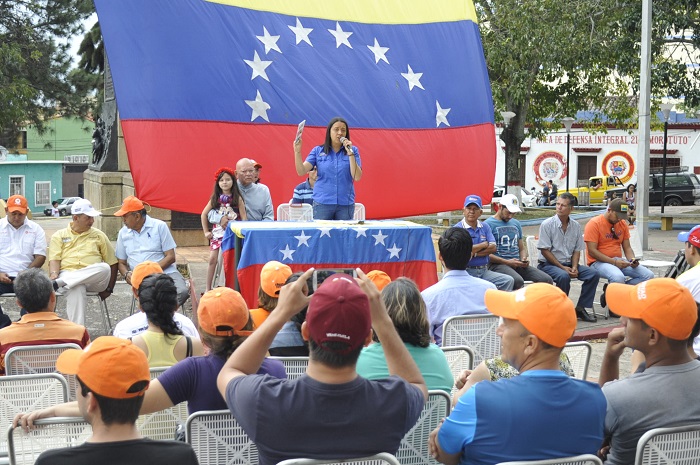 Arellano sobre ascenso militar de Marco Torres: ¿Cómo premian con honores al responsable de la hambruna del país?