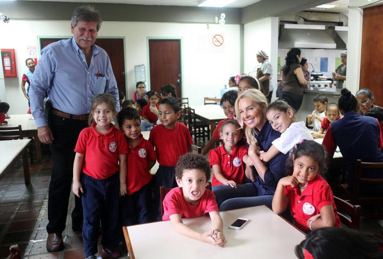 Diana D’Agostino realizó jornada de vacunación para niños de trabajadores de la AN