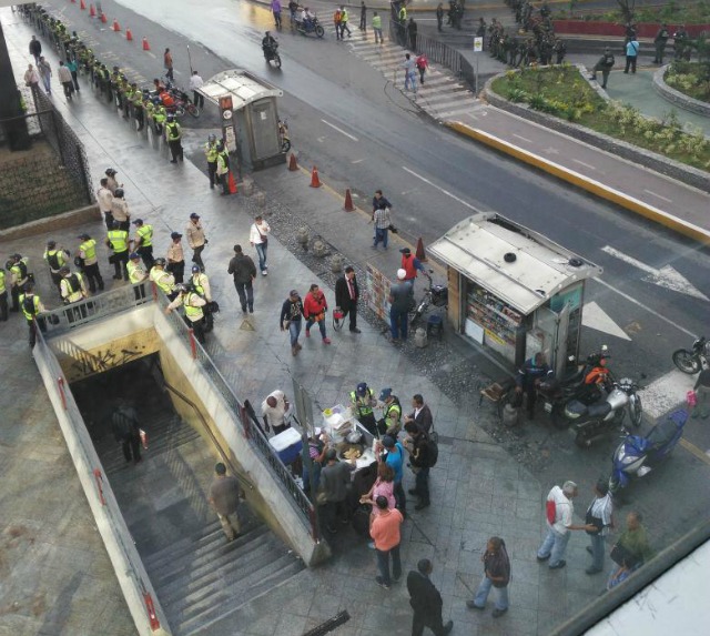 Así se encuentran los alrededores del CNE este martes #19Jul (Fotos + Video)