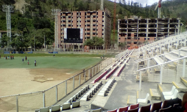 estadio-bicentenario-Las-Mayas (4)