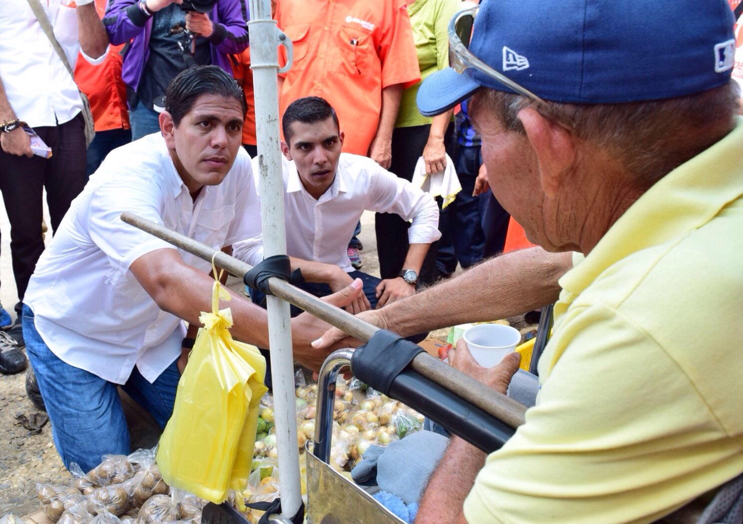 Lester Toledo: Truene, llueva o relampaguee, vamos a sacar a Cabimas de este desastre