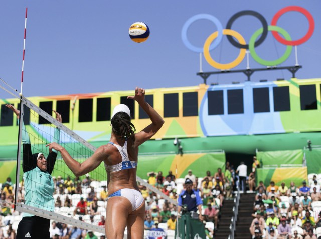 Beach Volleyball - Women's Preliminary