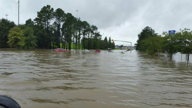 Floodwaters are seen I-12 WB on ramp in Denham Springs, Livingston Parish, Louisiana, U.S., August 13, 2016. Louisiana Department of Transportation and Development/Handout via REUTERS ATTENTION EDITORS - THIS IMAGE WAS PROVIDED BY A THIRD PARTY. EDITORIAL USE ONLY