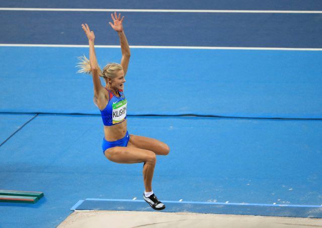 2016 Rio Olympics - Athletics - Preliminary - Women's Long Jump Qualifying Round - Groups - Olympic Stadium - Rio de Janeiro, Brazil - 16/08/2016. Darya Klishina (RUS) of Russia competes. REUTERS/Dominic Ebenbichler FOR EDITORIAL USE ONLY. NOT FOR SALE FOR MARKETING OR ADVERTISING CAMPAIGNS.