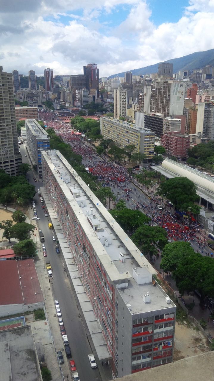 ¡JA JA JA! Esta es la marcha de Nicolás desde atrás… sobran las palabras (FOTO)