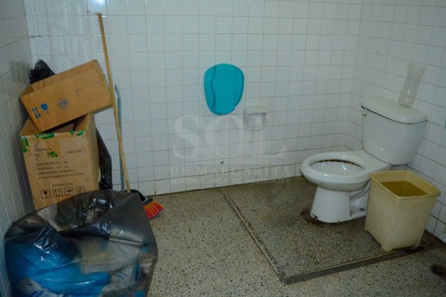 La condición de los sanitarios se encuentra en estado deplorable. / Foto: GLADIFER ALBORNOZ