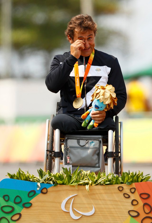 Cycling Road - Victory Ceremony - Men's Time Trial H5