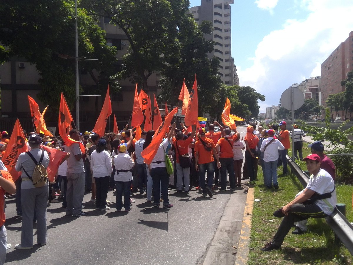 Así está la avenida Libertador a la altura de Los Cedros (fotos)