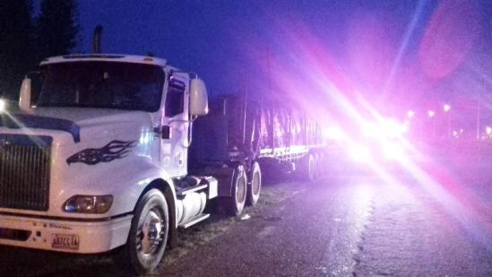 Saquean gandola cargada de arroz y azúcar en la autopista San Félix-Upata