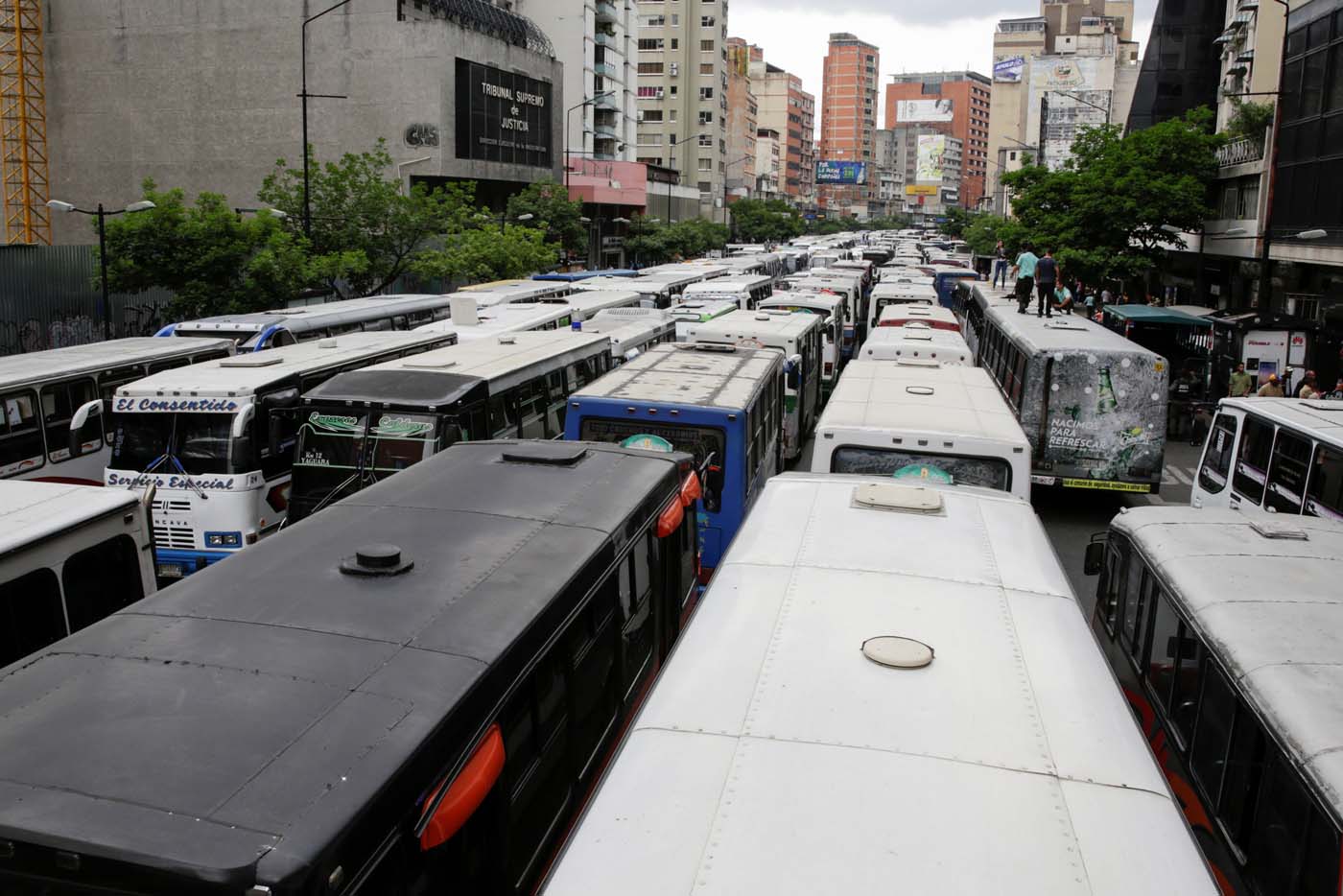 Con tarjeta provisional transportistas cobrarán pasaje estudiantil