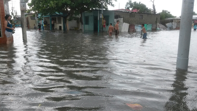 Aguacero afectó a Santa Bárbara y San Carlos de Zulia