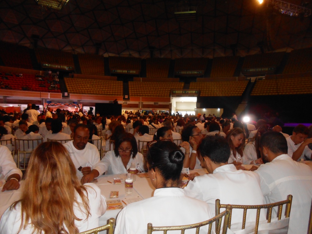 En FOTOS: Así fue la cata de chocolate más grande del mundo en el Poliedro de Caracas