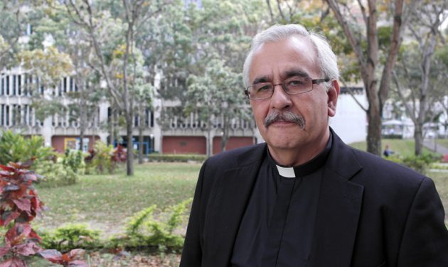 Rector de la Ucab: Es urgente provocar un cambio en el país, la vida se nos está yendo en esto