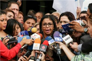 Gobierno de Maduro atribuye a “propaganda de guerra” la derrota del Si en Colombia