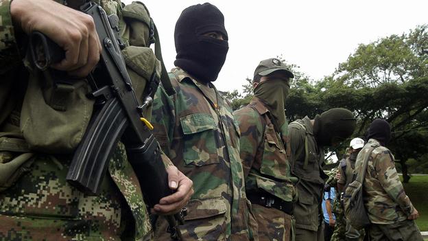 Farc denuncian presencia “paramilitar” en zona de Colombia donde se concentrarán