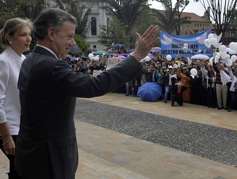 Santos asiste a celebración religiosa con sobrevivientes de masacre de Bojayá