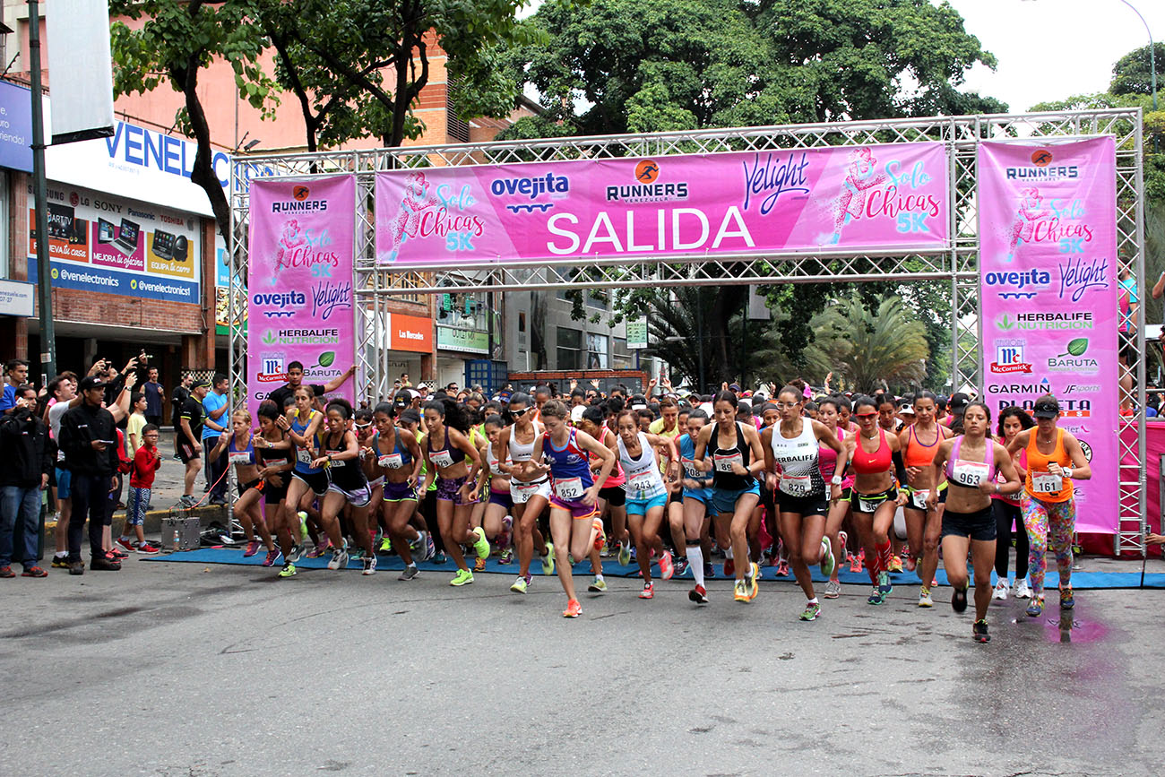 Primera carrera Solo Chicas 5k tuvo como escenario al Municipio Baruta (Fotos)