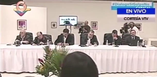 Estas son las caras que asistieron a la reunión entre el Gobierno y la Unidad en La Rinconada