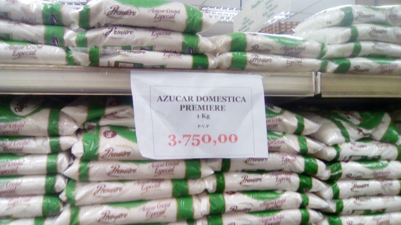 Altos precios de productos importados los hacen inalcanzables para la población