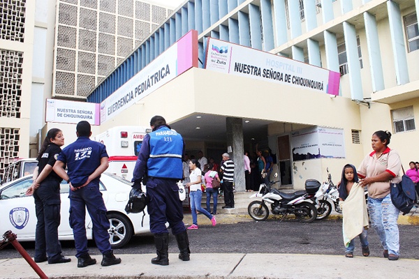 Se desploma parte del techo de la UCI pediátrica del Hospital Chiquinquirá de Maracaibo