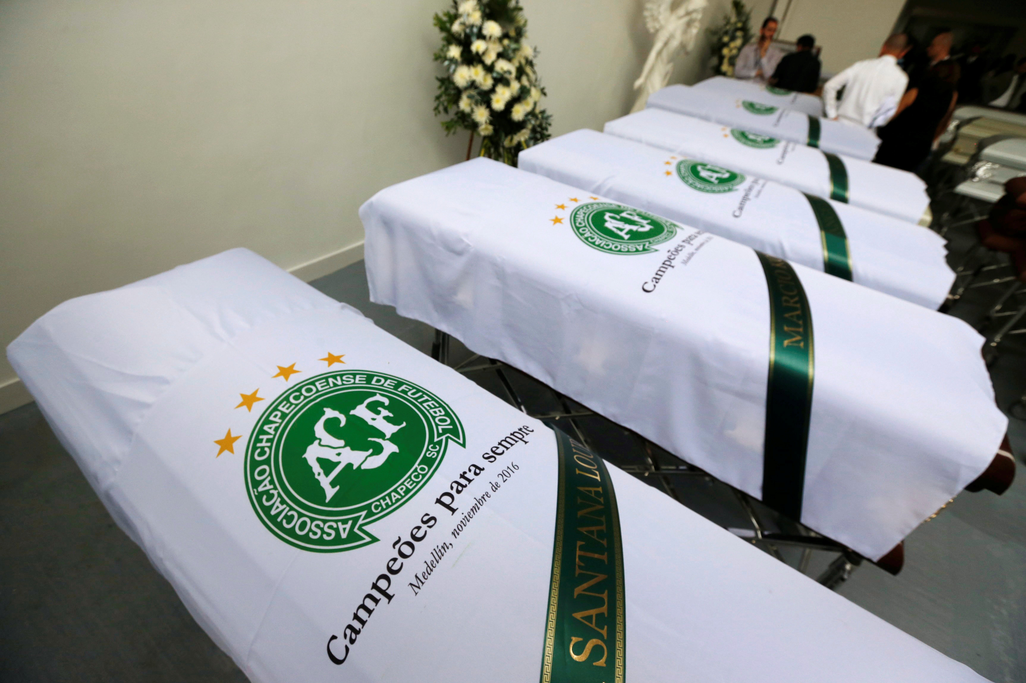 EN FOTOS: Los ataúdes de la tragedia de Chapecoense