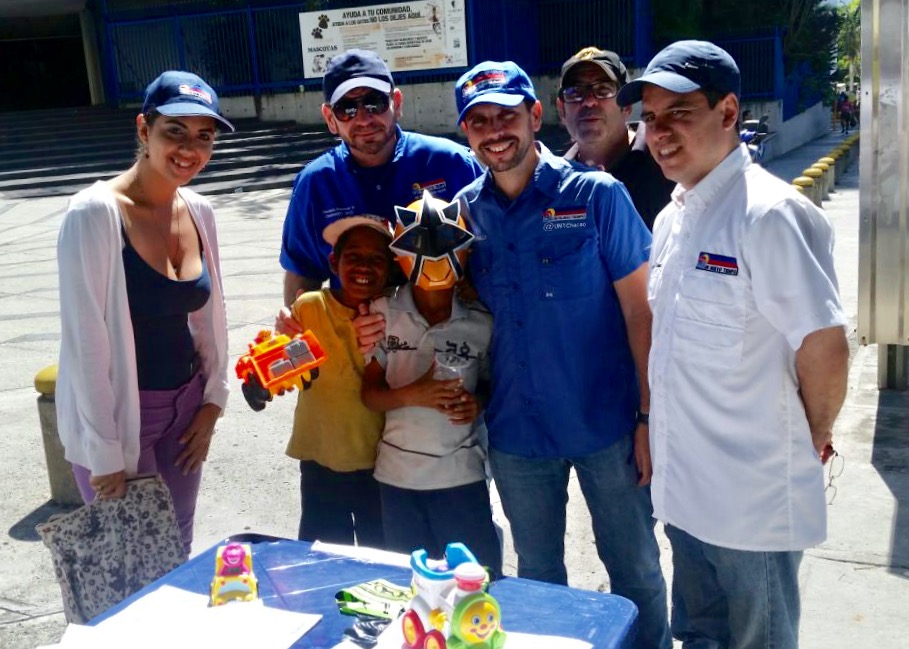 UNT Chacao realizó jornada humanitaria  por los más necesitados