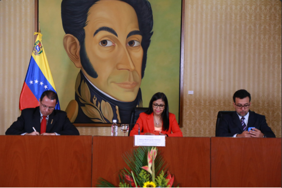 Delcy Rodríguez insiste en que Venezuela sigue en la presidencia del Mercosur