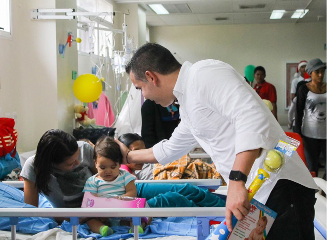 José Antonio Mendoza dibujó sonrisas en el hospital Manuel Núñez Tovar de Maturín (Fotos)