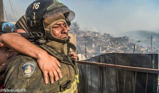 Foto: Juan Carlos Espinoza, bombero Chileno 