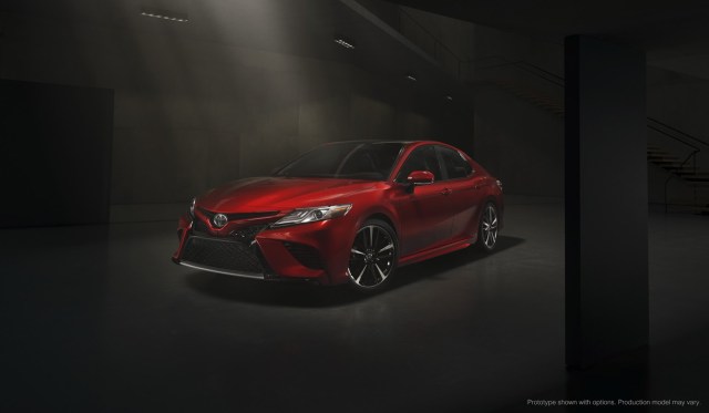 Toyota-Camry-2018 (11)