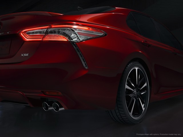 Toyota-Camry-2018 (3)