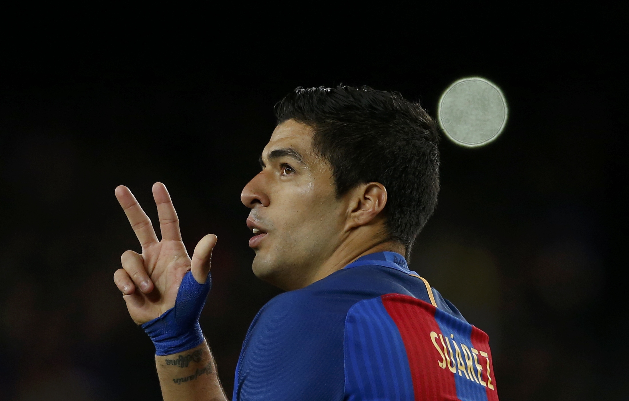 Suárez, centenario en la noche en que el tridente superó los 300 tantos