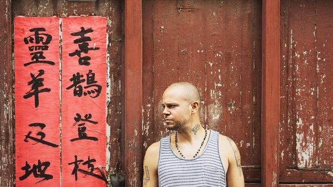 Residente se estrena como solista con “Somos Anormales” (Video)