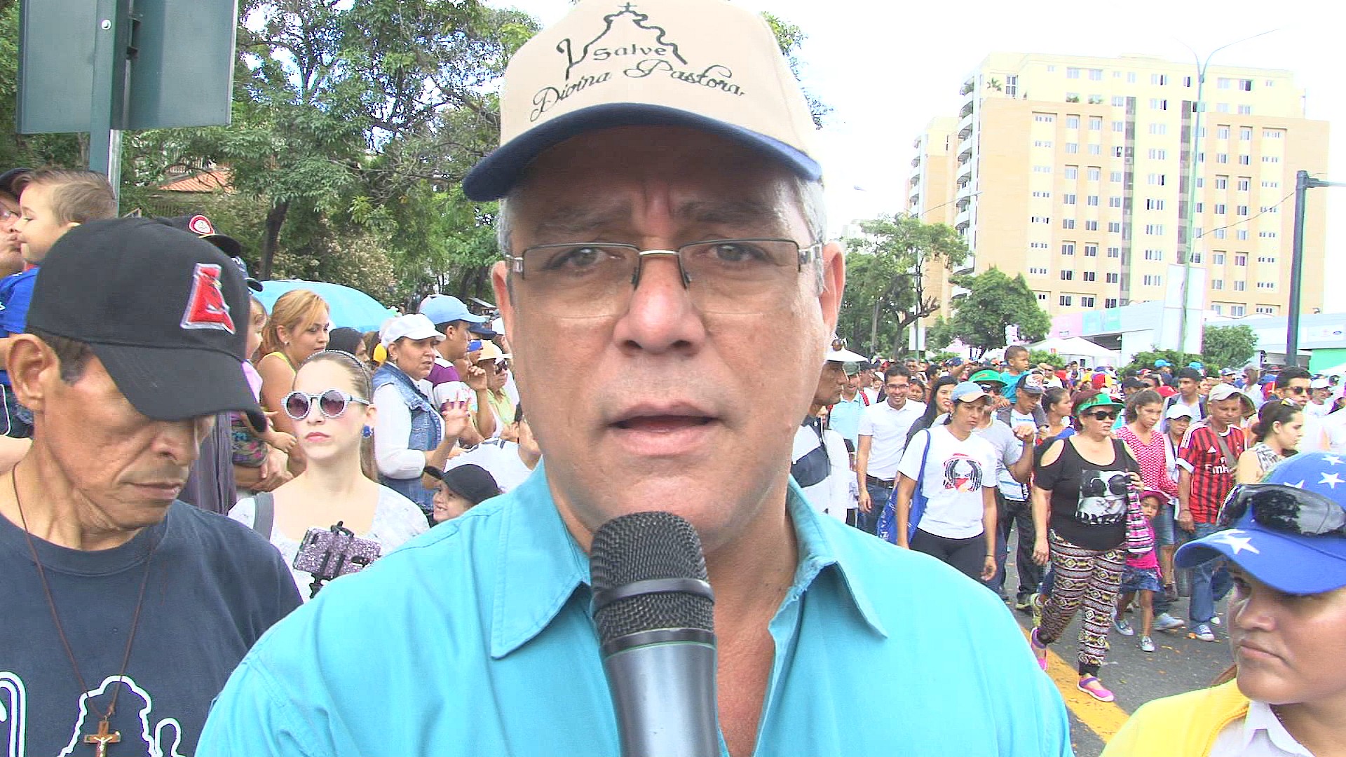 Marquina: No se puede estar en la MUD y repetir un discurso chavista