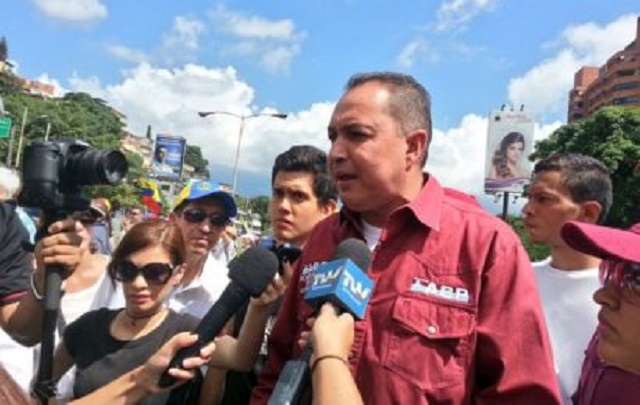 Richard Blanco: Abuelitos de la fundación “Amigos de la Tercera Edad” están pasando hambre