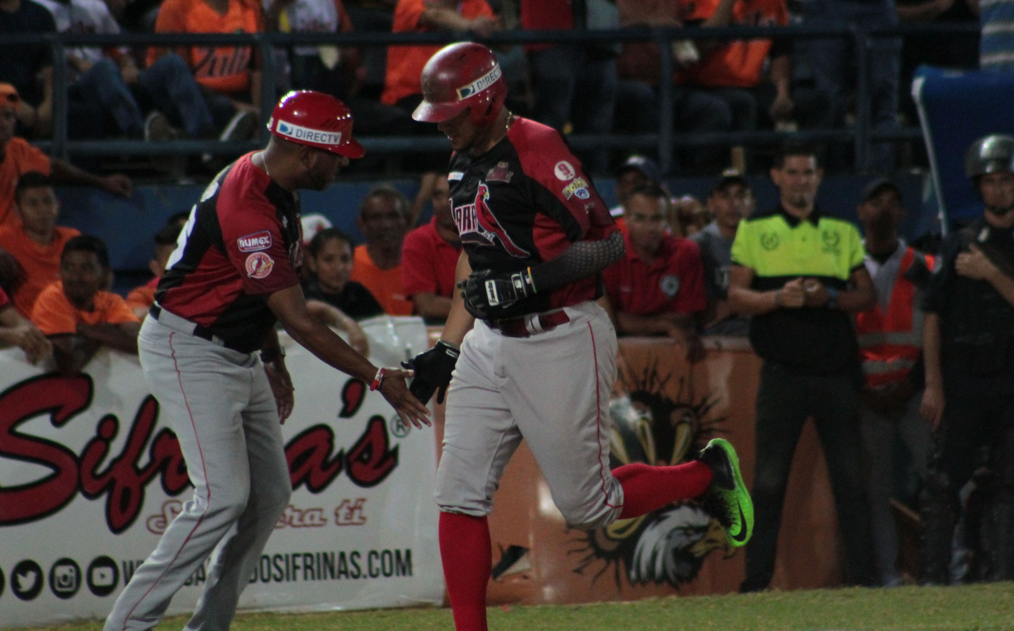 Cardenales de Lara respira y pone la final 3-1