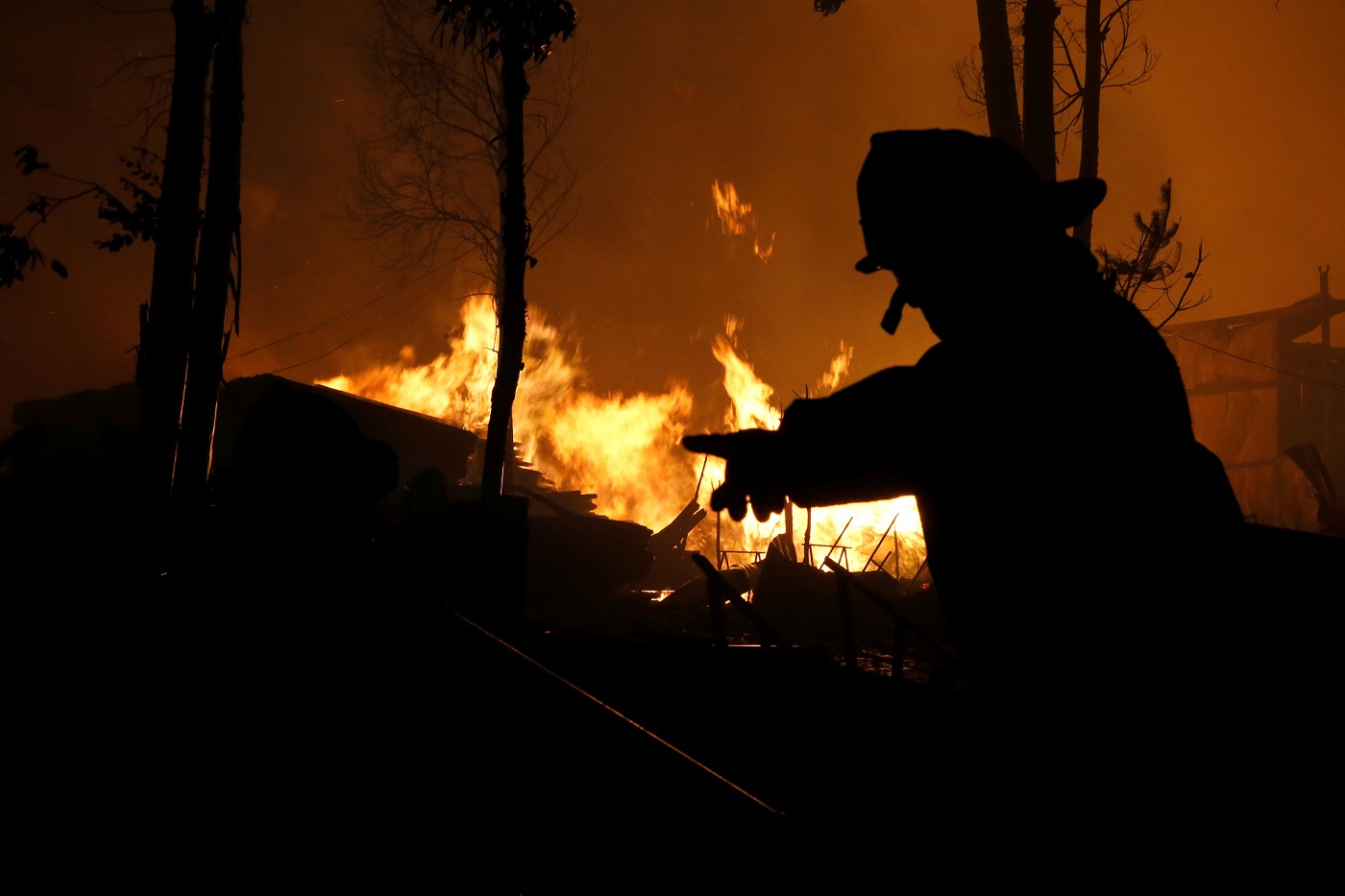 Detenidos cinco sospechosos de provocar incendios en Chile