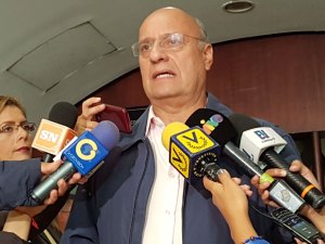Dávila: Propuesta de Almagro es para suspender al Gobierno de OEA, no contra el pueblo venezolano