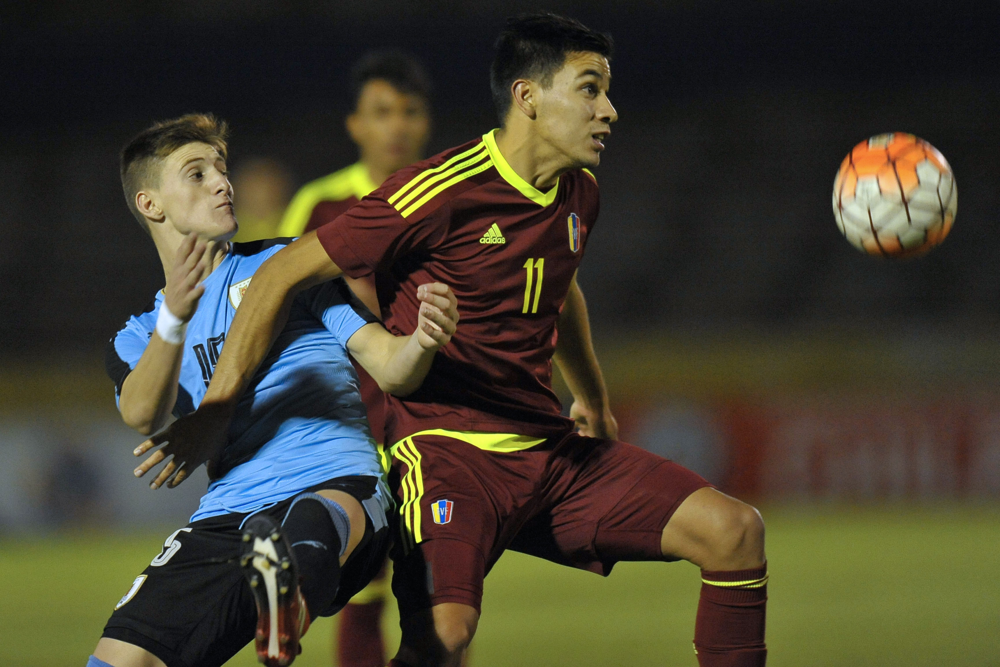 Venezuela golea 3-0 a Uruguay y pugna por título de Sudamericano Sub-20