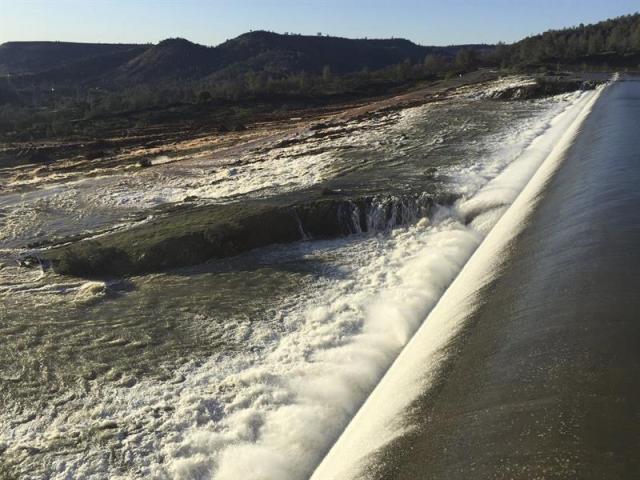 Represa de Oroville en California (8)