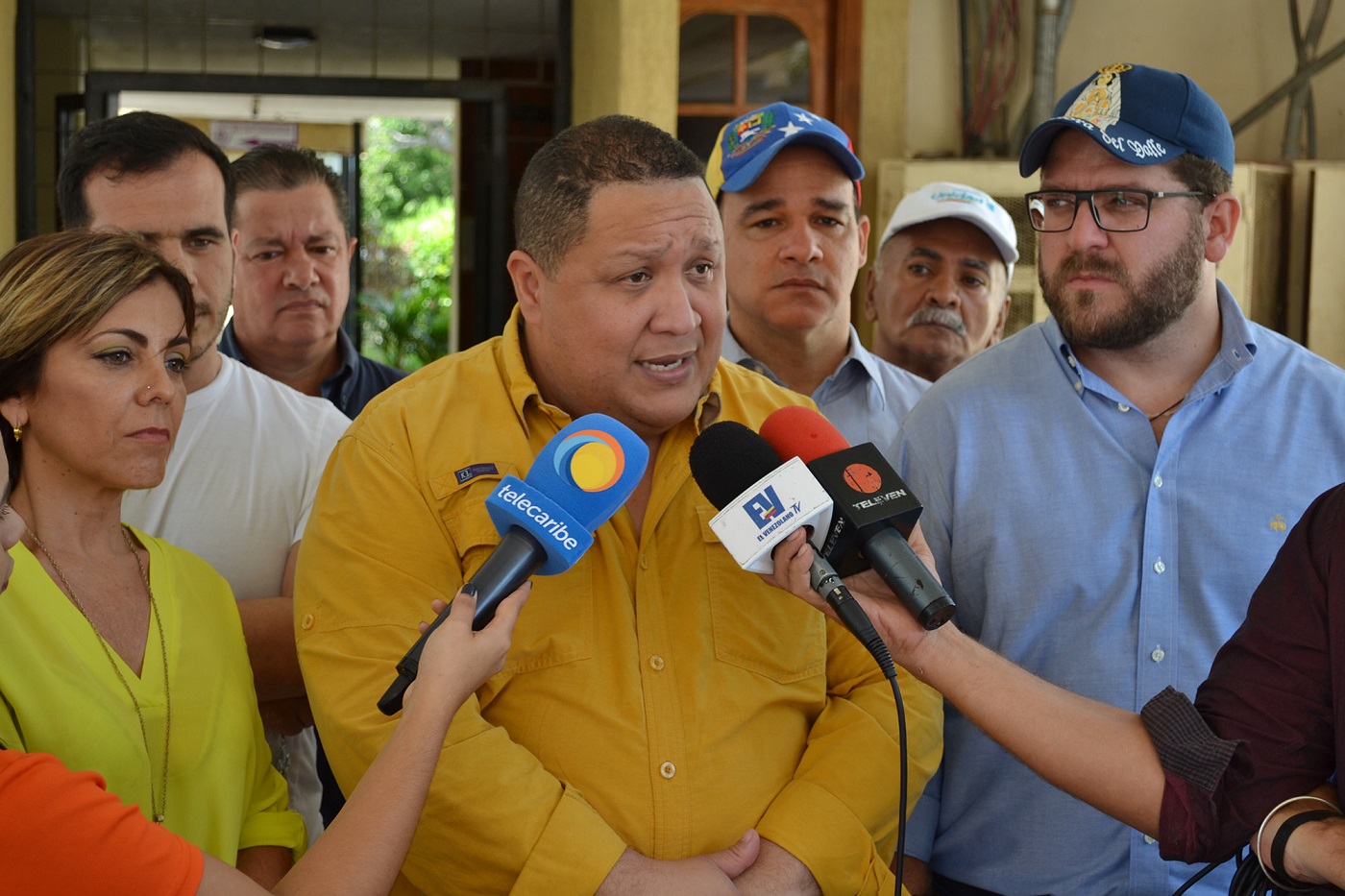 Jose Brito: Maduro de tarima en tarima y el pueblo de abismo en abismo