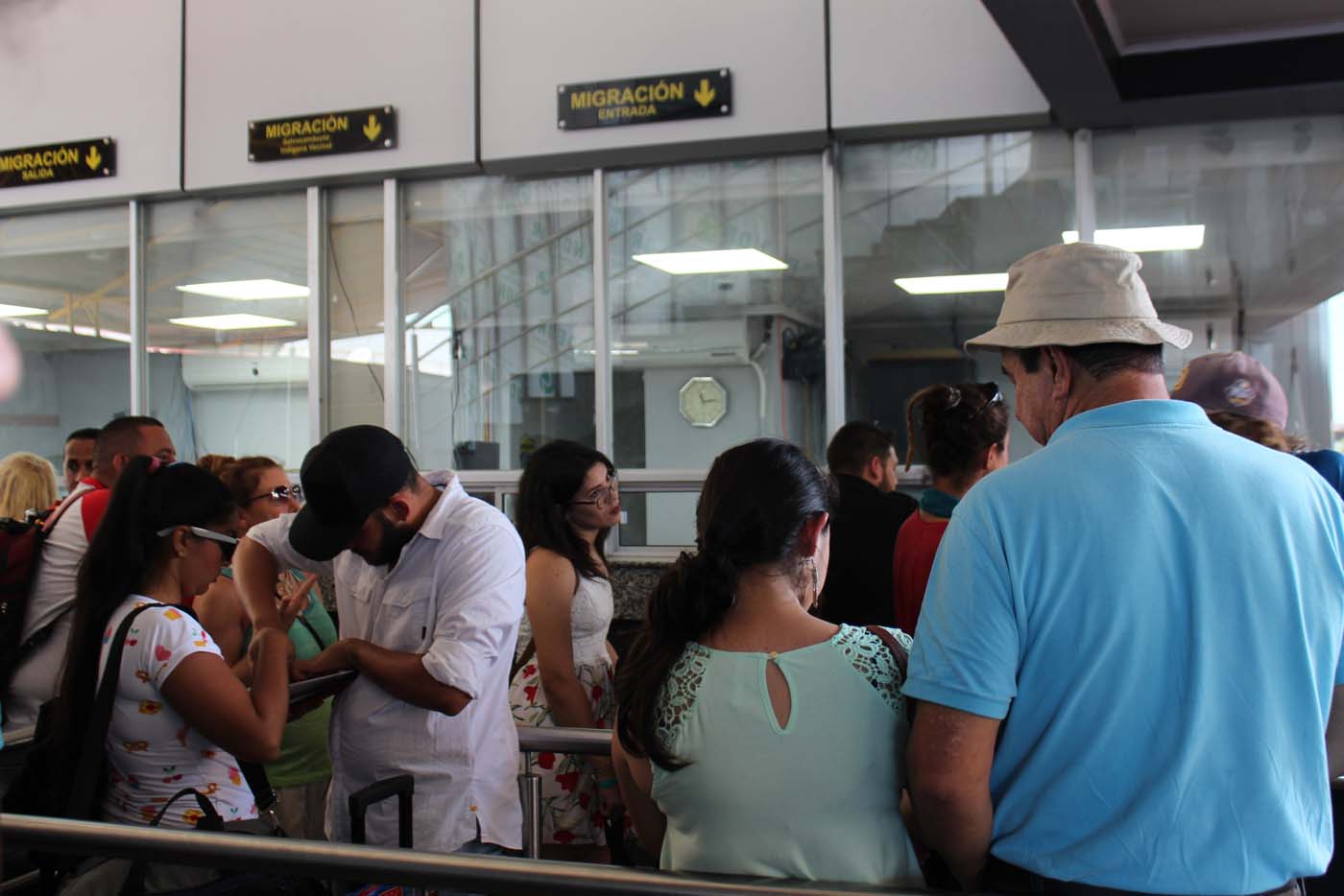 Panamá deportó a 60 extranjeros en enero, la mayoría venezolanos